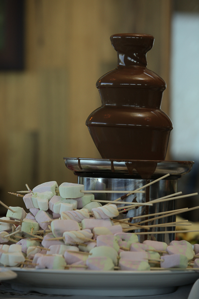 Sunday Buffet at Bay Lodge